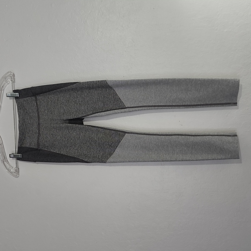 Outdoor Voices Two-tone Warmup Leggings Size XS
